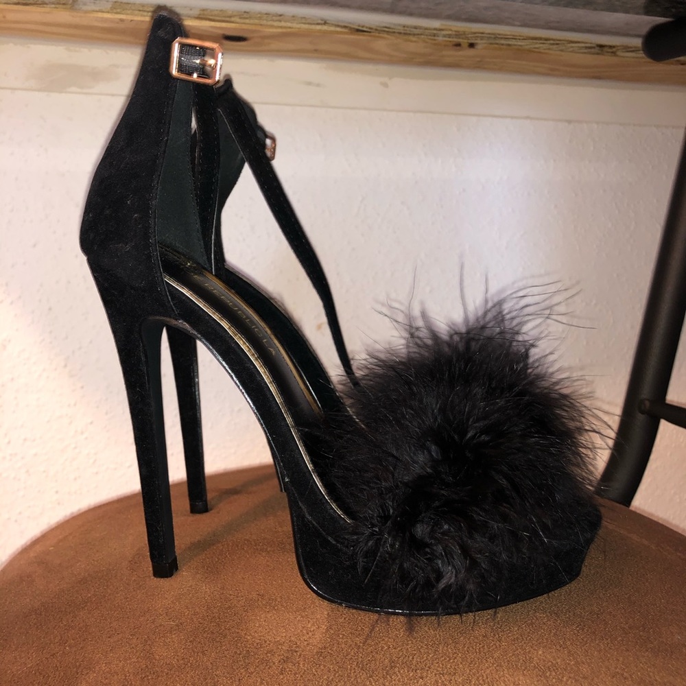 Black feathery heels